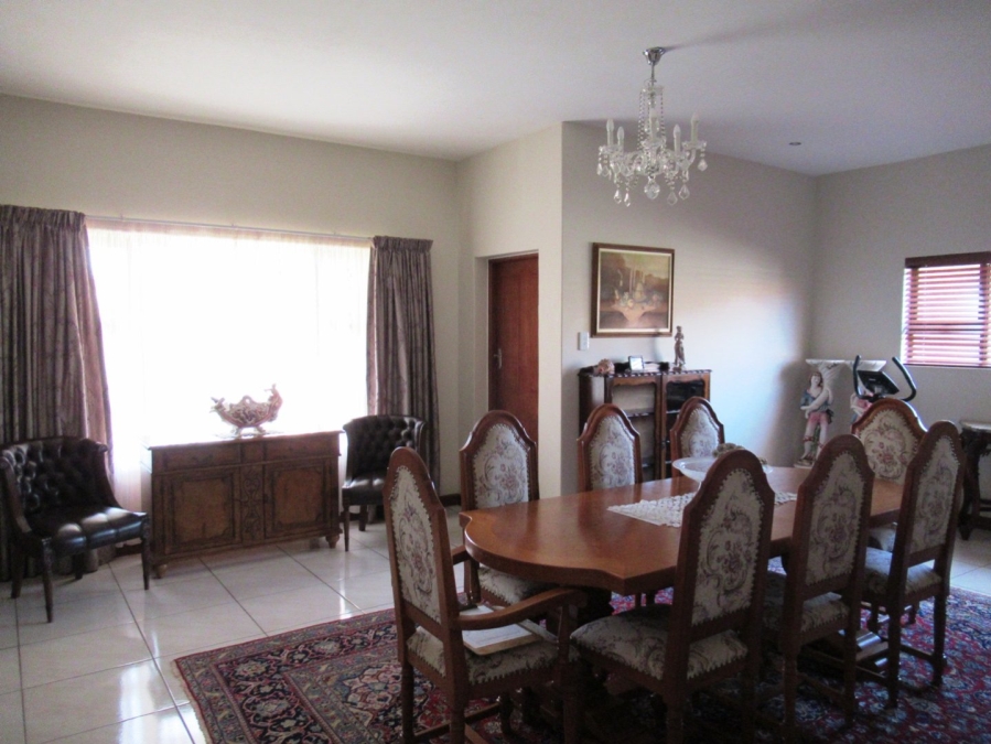 5 Bedroom Property for Sale in Rayton Gauteng