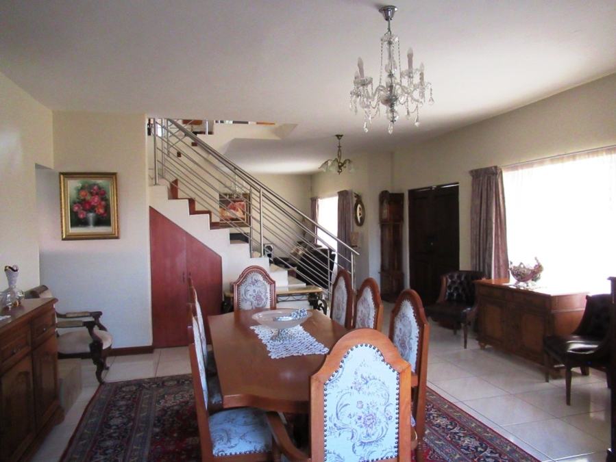 5 Bedroom Property for Sale in Rayton Gauteng