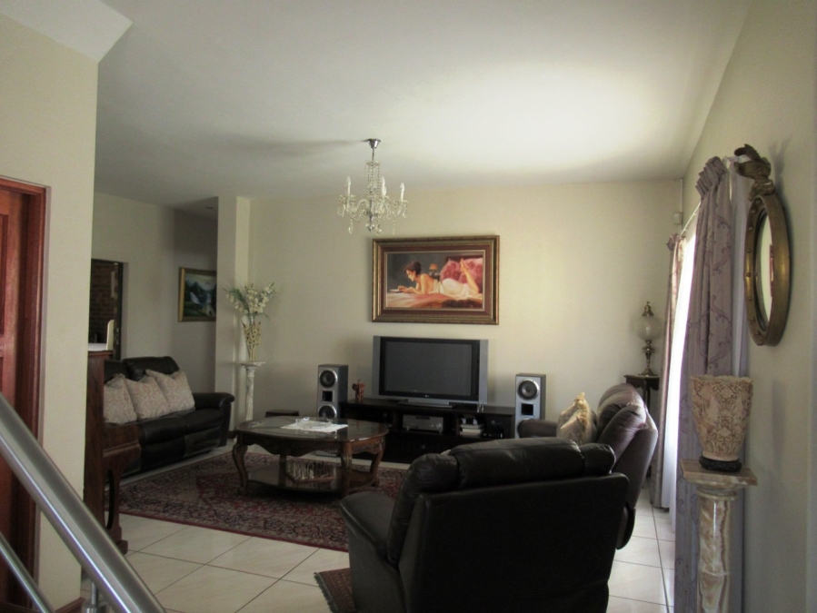 5 Bedroom Property for Sale in Rayton Gauteng