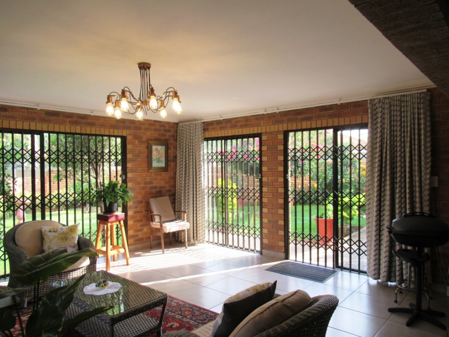 5 Bedroom Property for Sale in Rayton Gauteng