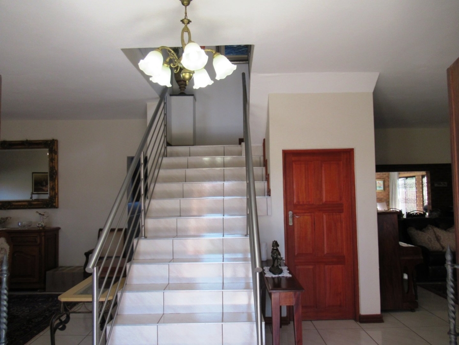 5 Bedroom Property for Sale in Rayton Gauteng