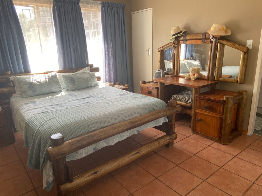 3 Bedroom Property for Sale in Zwartkop Gauteng