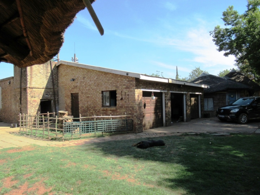 6 Bedroom Property for Sale in Bronkhorstspruit Rural Gauteng