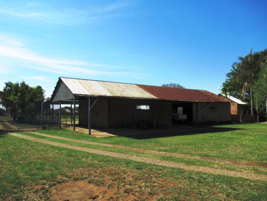 6 Bedroom Property for Sale in Bronkhorstspruit Rural Gauteng