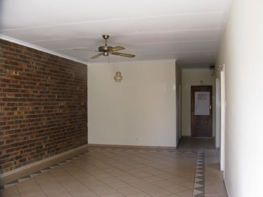 2 Bedroom Property for Sale in Erasmus Gauteng