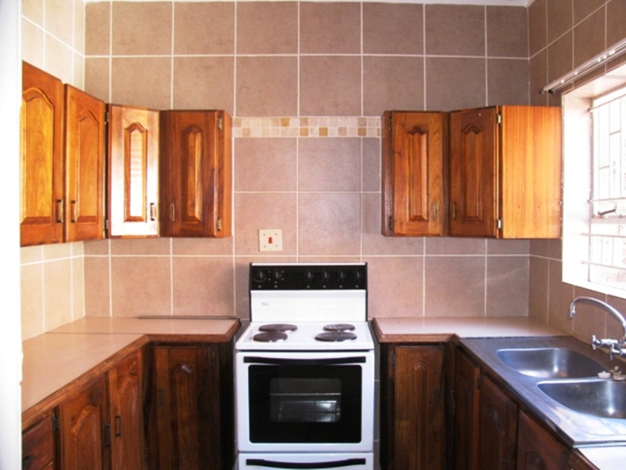 2 Bedroom Property for Sale in Erasmus Gauteng