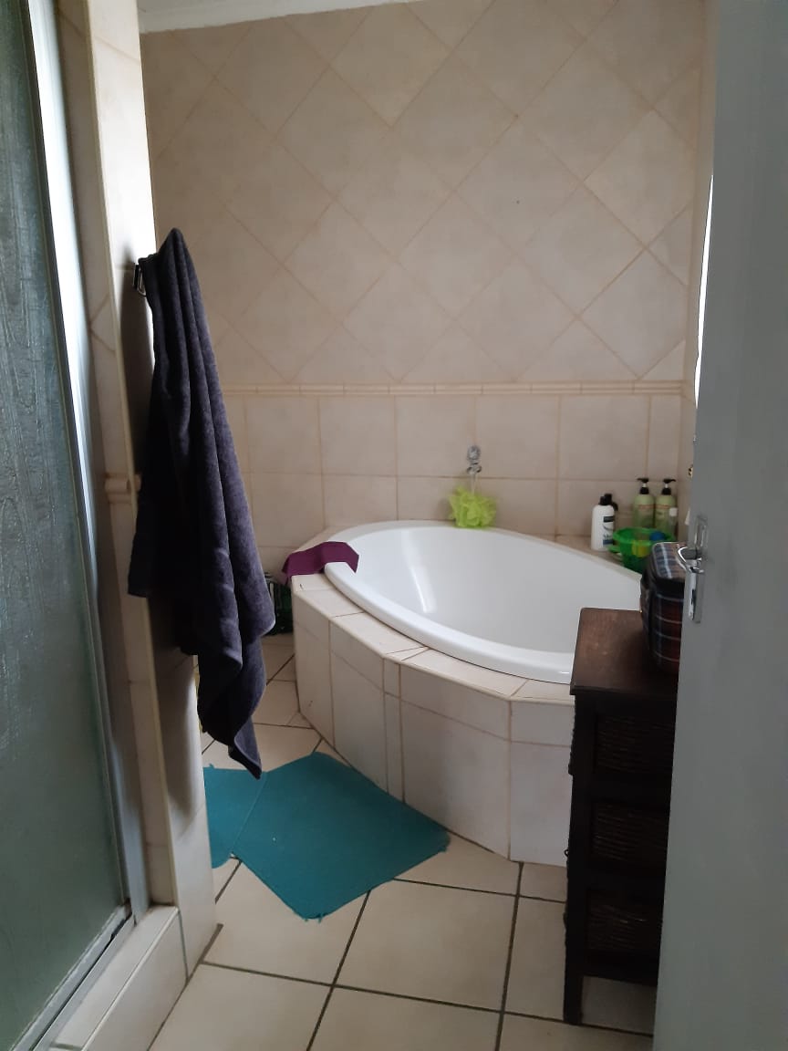 3 Bedroom Property for Sale in Bester Gauteng