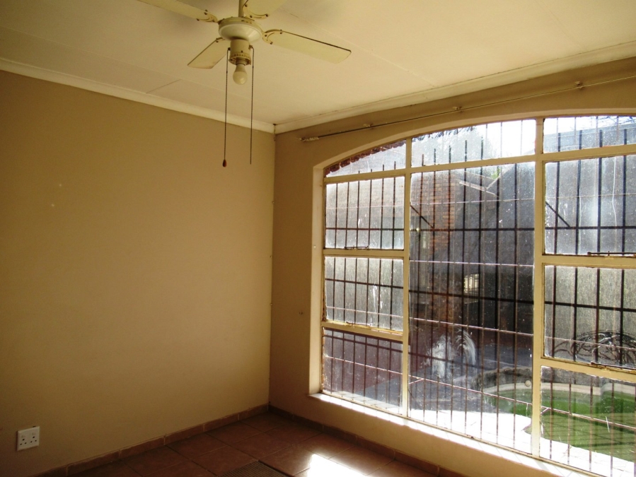 3 Bedroom Property for Sale in Bester Gauteng