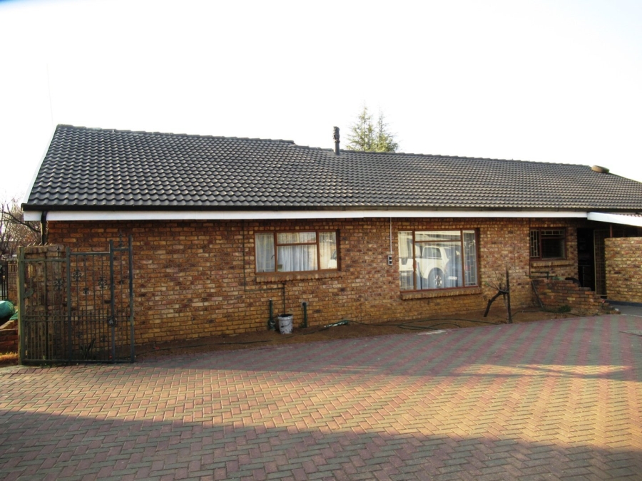 3 Bedroom Property for Sale in Riamar Park Gauteng