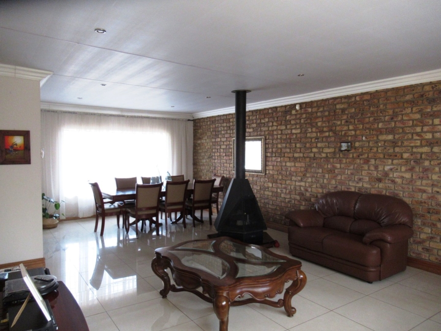 3 Bedroom Property for Sale in Riamar Park Gauteng