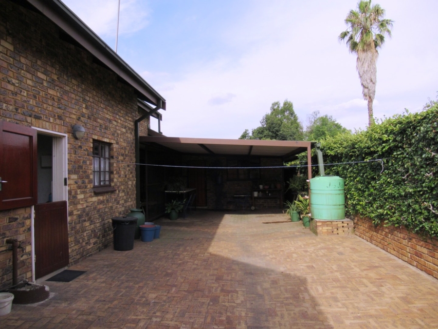 3 Bedroom Property for Sale in Erasmus Gauteng