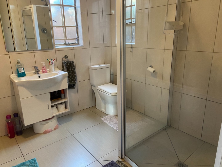 2 Bedroom Property for Sale in Zwartkop Gauteng