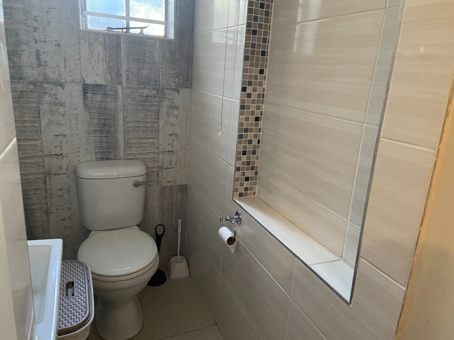 2 Bedroom Property for Sale in Zwartkop Gauteng