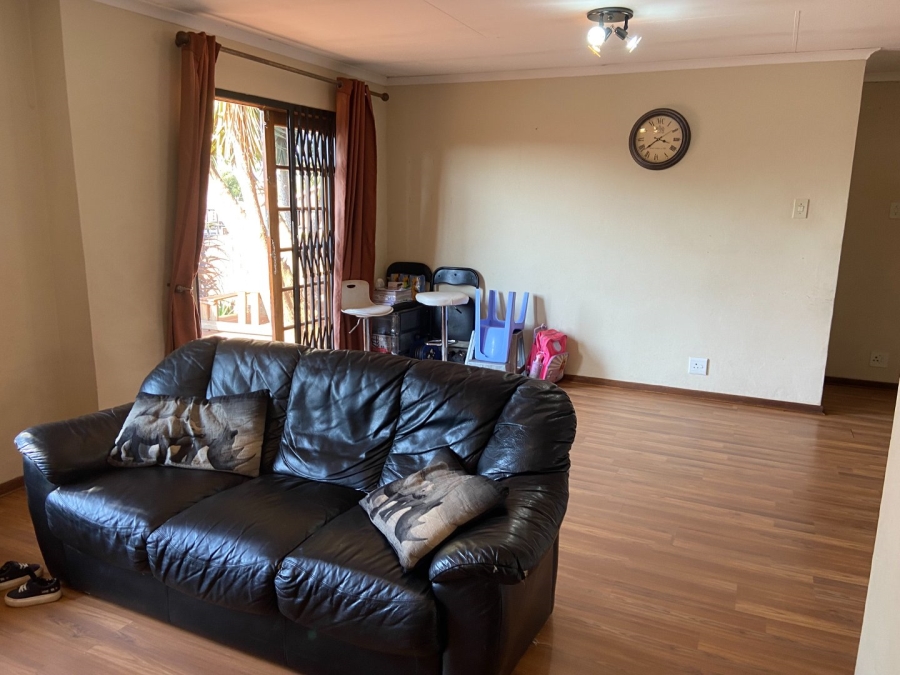 2 Bedroom Property for Sale in Zwartkop Gauteng