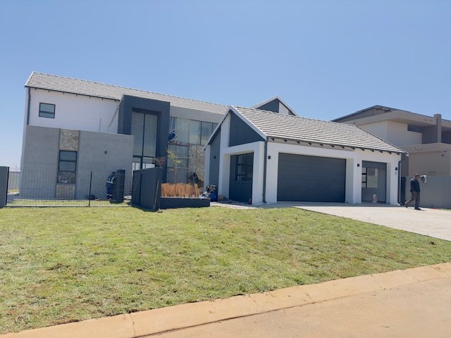 4 Bedroom Property for Sale in Midstream Heights Gauteng