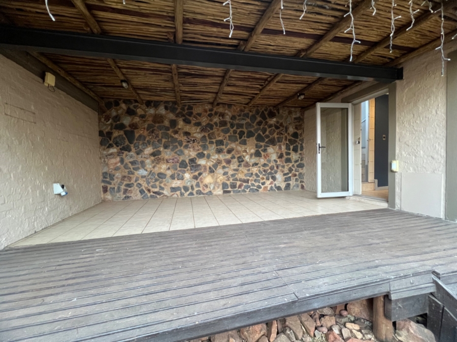 2 Bedroom Property for Sale in Olympus AH Gauteng