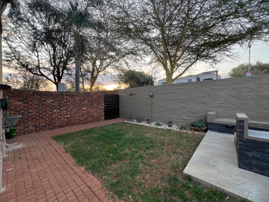 2 Bedroom Property for Sale in Olympus AH Gauteng