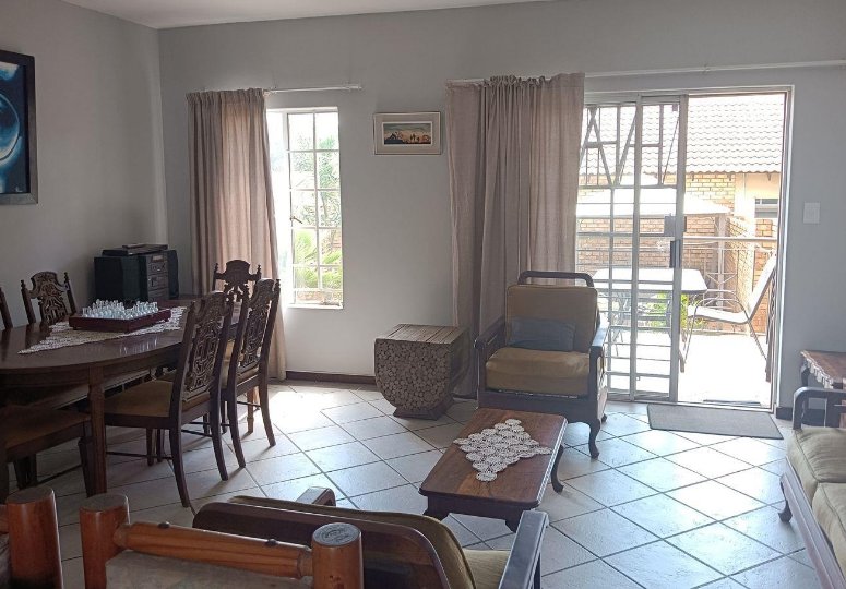 2 Bedroom Property for Sale in Moreleta Park Gauteng