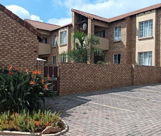 2 Bedroom Property for Sale in Moreleta Park Gauteng