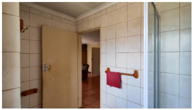 3 Bedroom Property for Sale in Freeway Park Gauteng