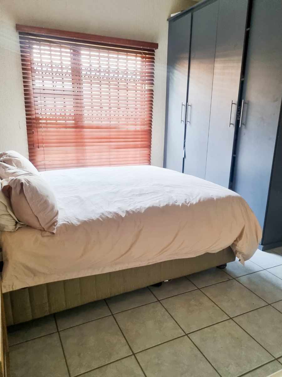 2 Bedroom Property for Sale in Wilgeheuwel Gauteng