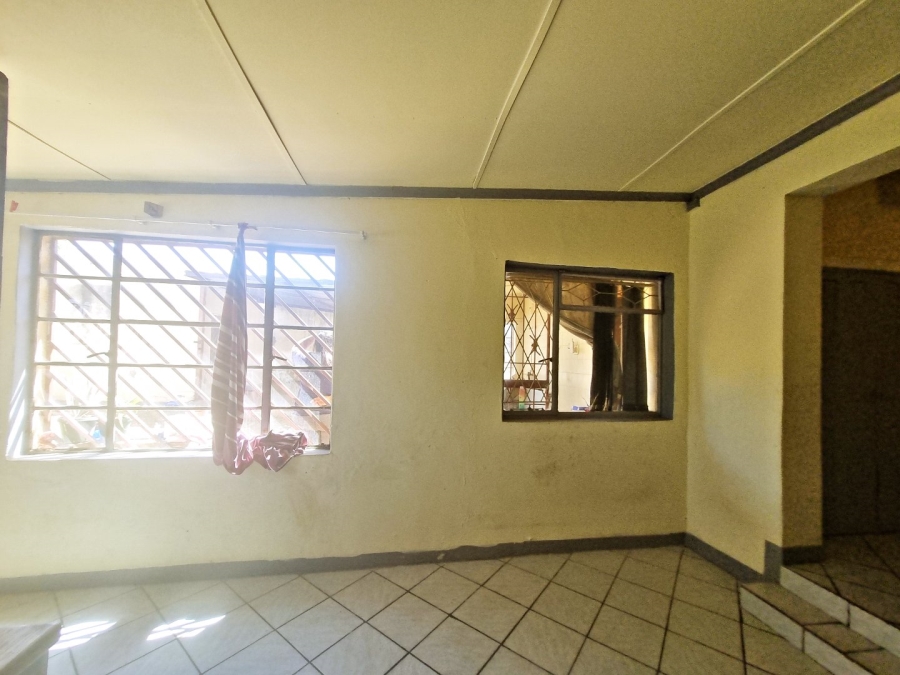 5 Bedroom Property for Sale in Primrose Gauteng