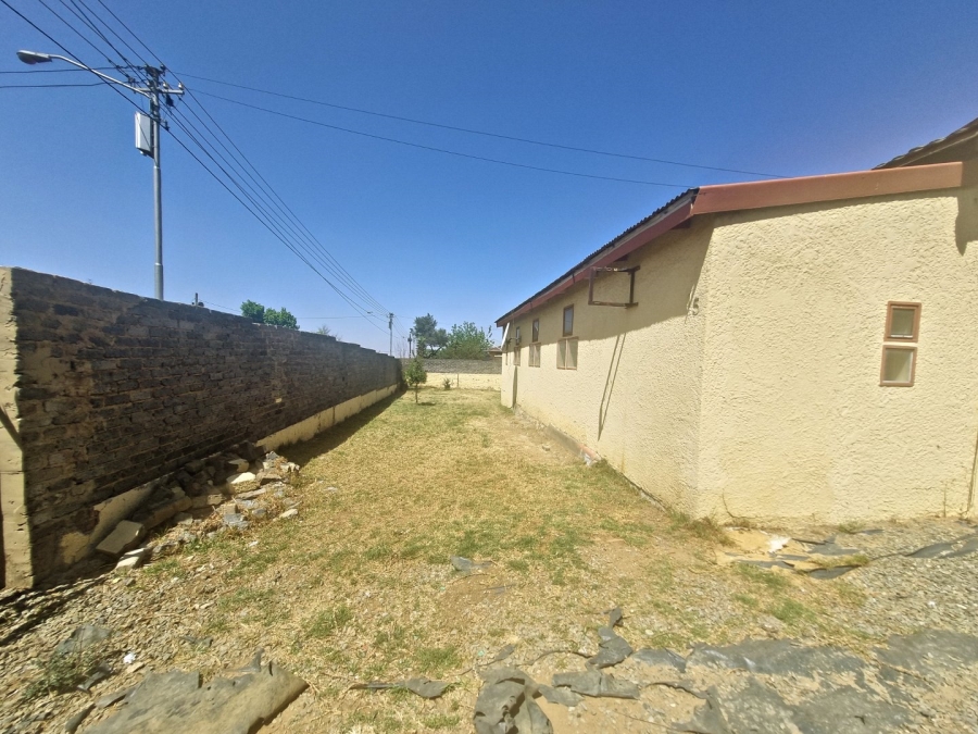 5 Bedroom Property for Sale in Primrose Gauteng