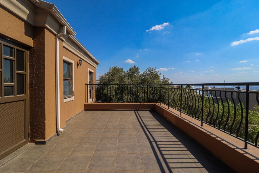 4 Bedroom Property for Sale in Bassonia Estate Gauteng