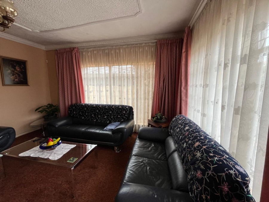 3 Bedroom Property for Sale in Lenasia Ext 1 Gauteng