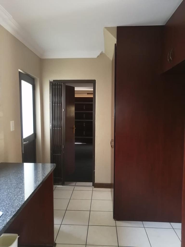 3 Bedroom Property for Sale in Kyalami Hills Gauteng