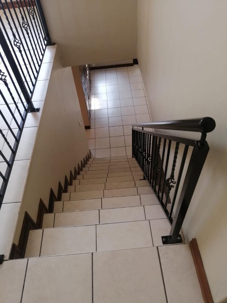 3 Bedroom Property for Sale in Kyalami Hills Gauteng