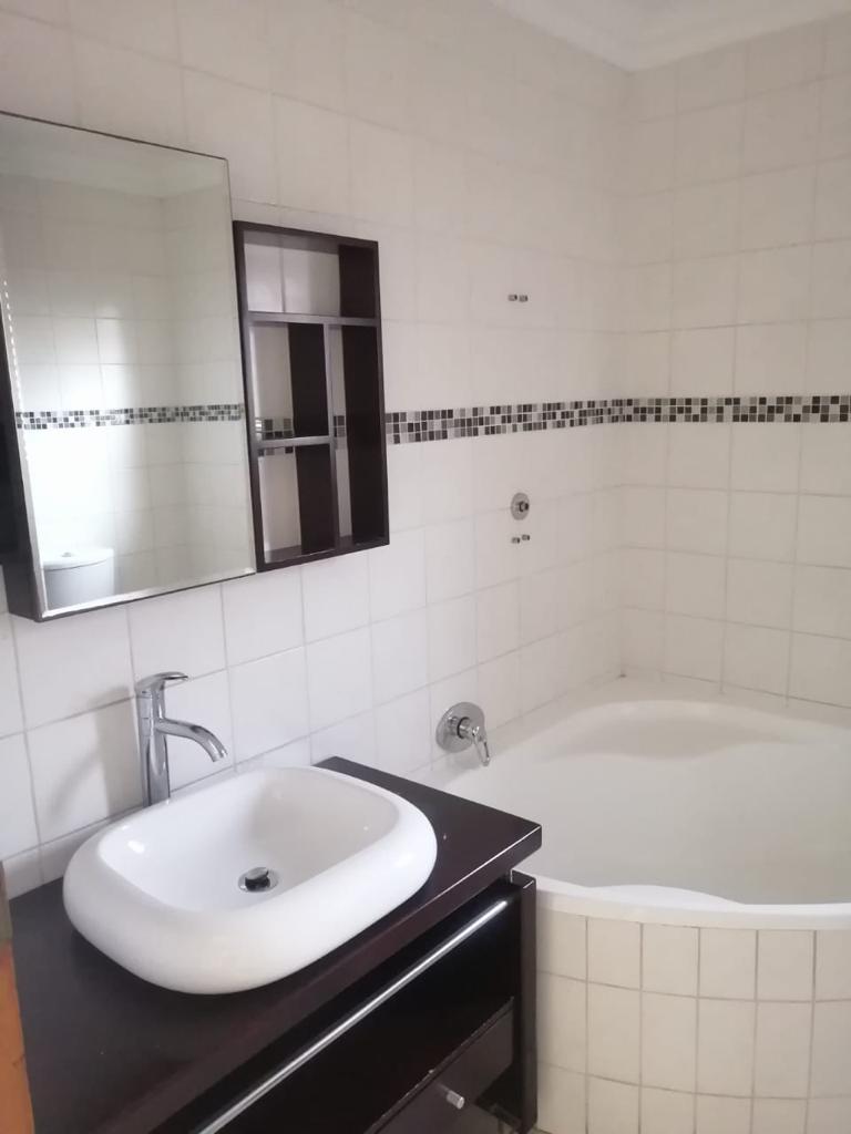 3 Bedroom Property for Sale in Kyalami Hills Gauteng