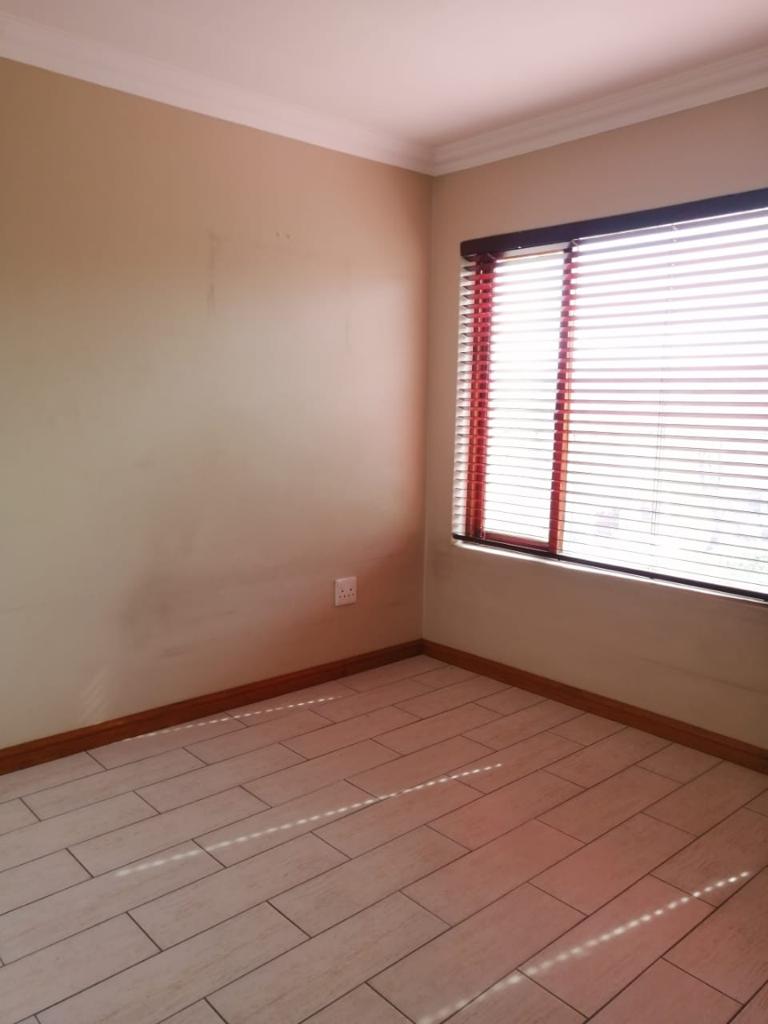 3 Bedroom Property for Sale in Kyalami Hills Gauteng