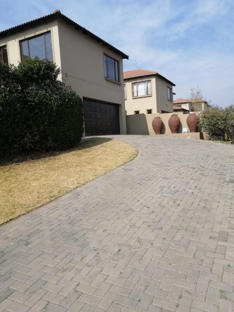 3 Bedroom Property for Sale in Kyalami Hills Gauteng