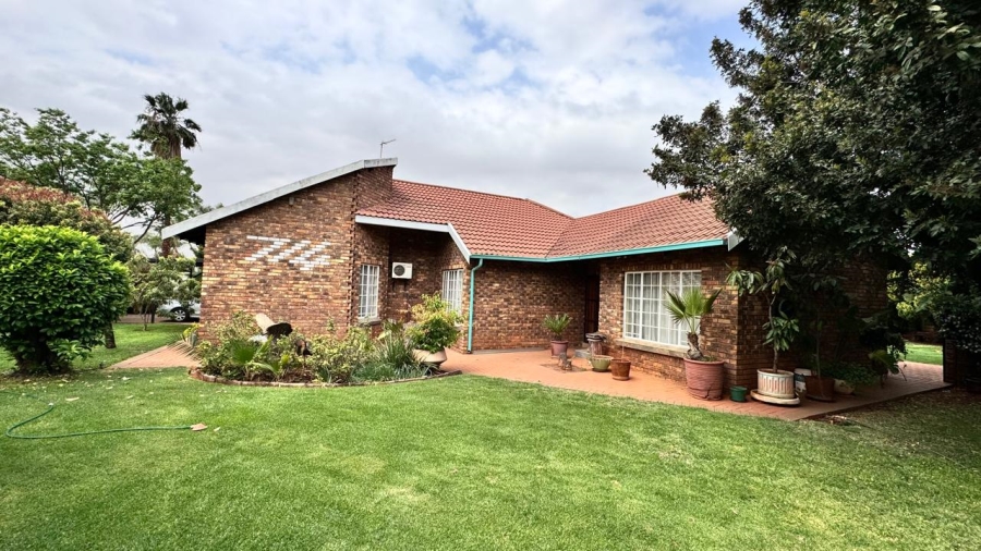 3 Bedroom Property for Sale in Doornpoort Gauteng