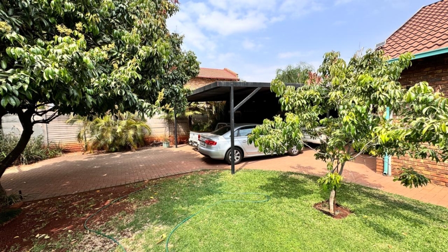 3 Bedroom Property for Sale in Doornpoort Gauteng