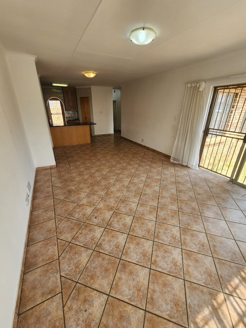 3 Bedroom Property for Sale in Amberfield Gauteng