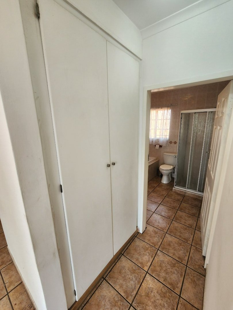 3 Bedroom Property for Sale in Amberfield Gauteng