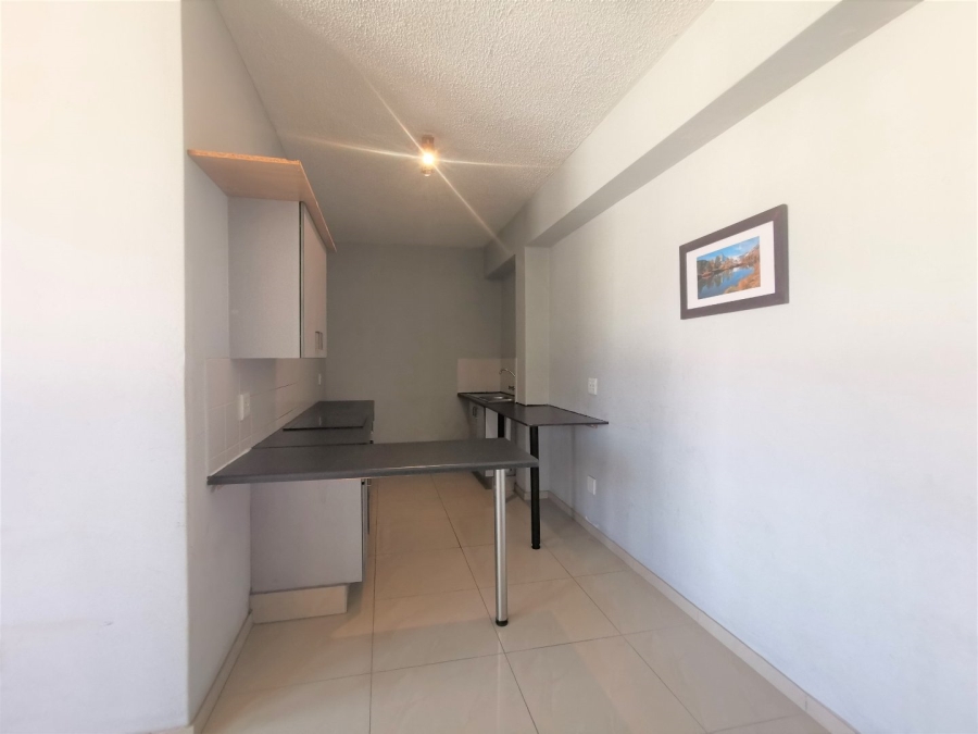 To Let 2 Bedroom Property for Rent in Richmond Gauteng