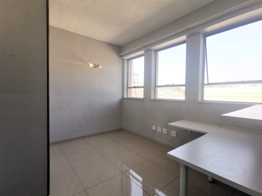 To Let 2 Bedroom Property for Rent in Richmond Gauteng