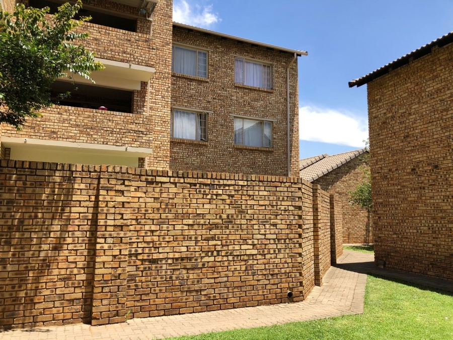 To Let 3 Bedroom Property for Rent in Celtisdal Gauteng