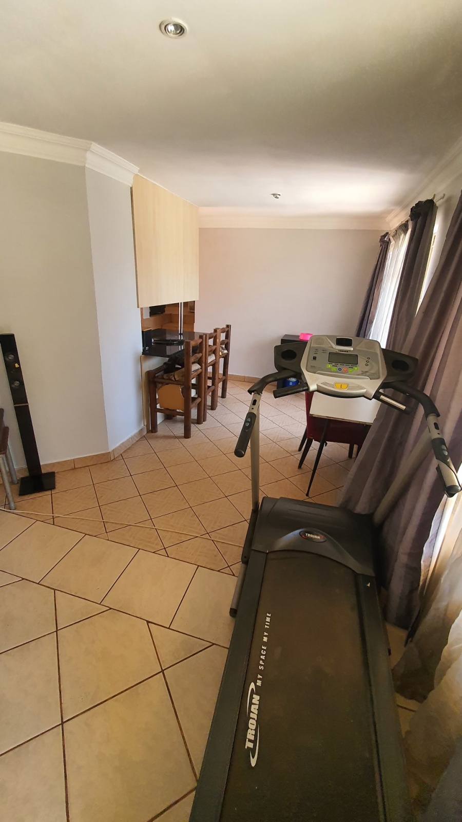 3 Bedroom Property for Sale in Heuweloord Gauteng