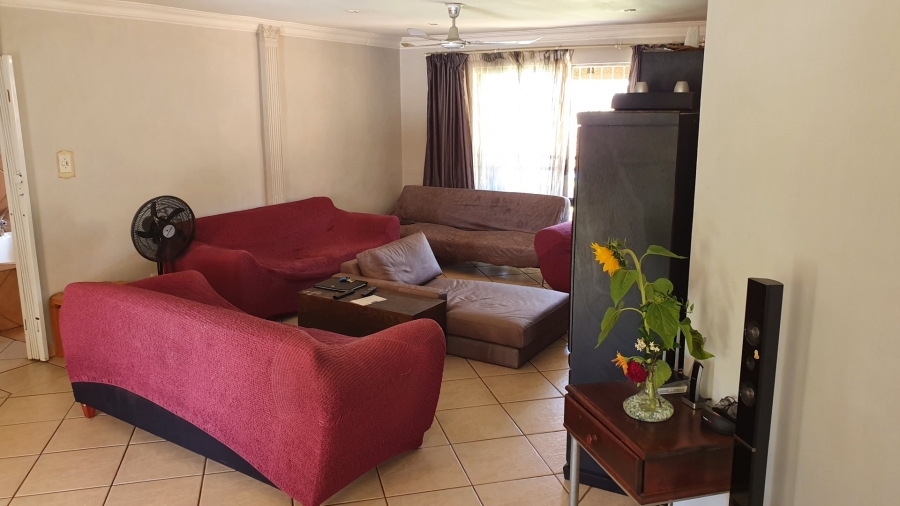 3 Bedroom Property for Sale in Heuweloord Gauteng