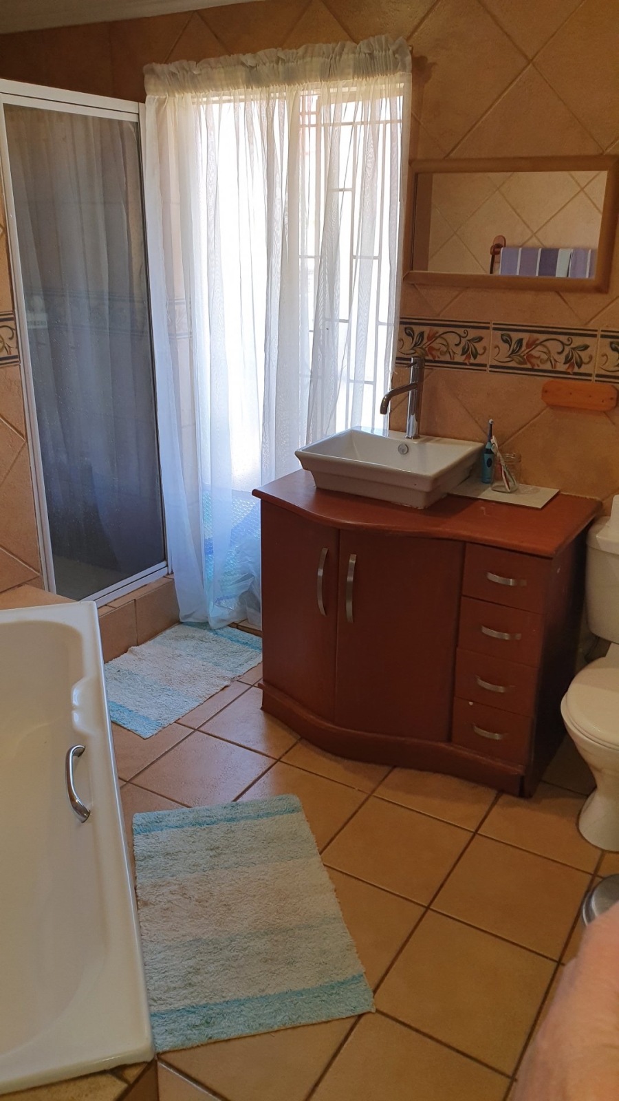 3 Bedroom Property for Sale in Heuweloord Gauteng