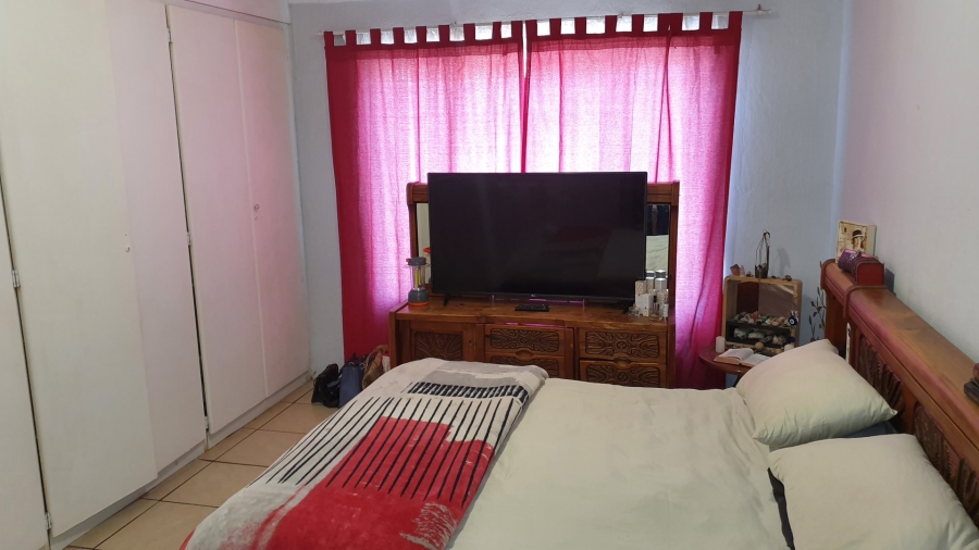 3 Bedroom Property for Sale in Heuweloord Gauteng