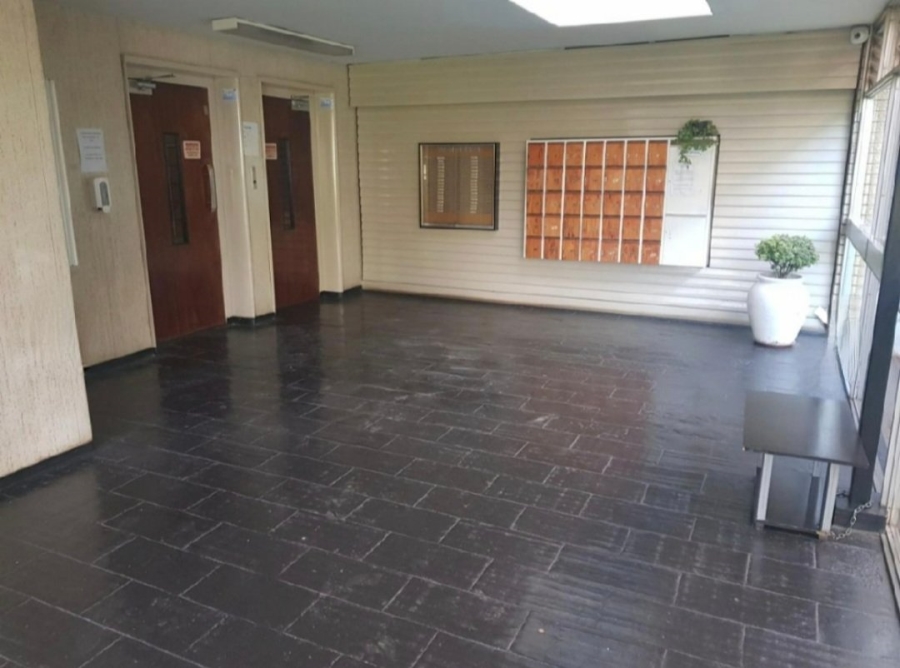 2 Bedroom Property for Sale in Bedford Gardens Gauteng