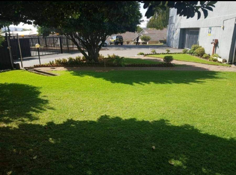 2 Bedroom Property for Sale in Bedford Gardens Gauteng