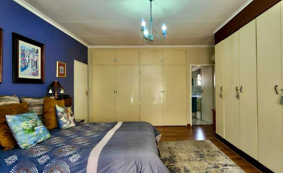 4 Bedroom Property for Sale in Alberante Gauteng