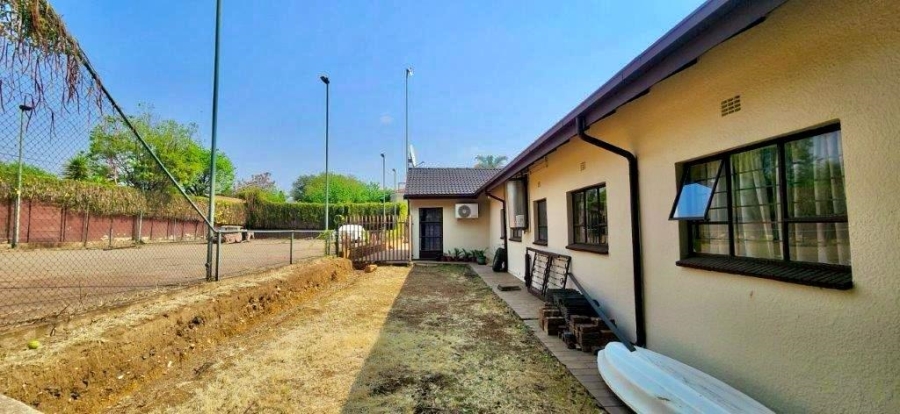 4 Bedroom Property for Sale in Alberante Gauteng