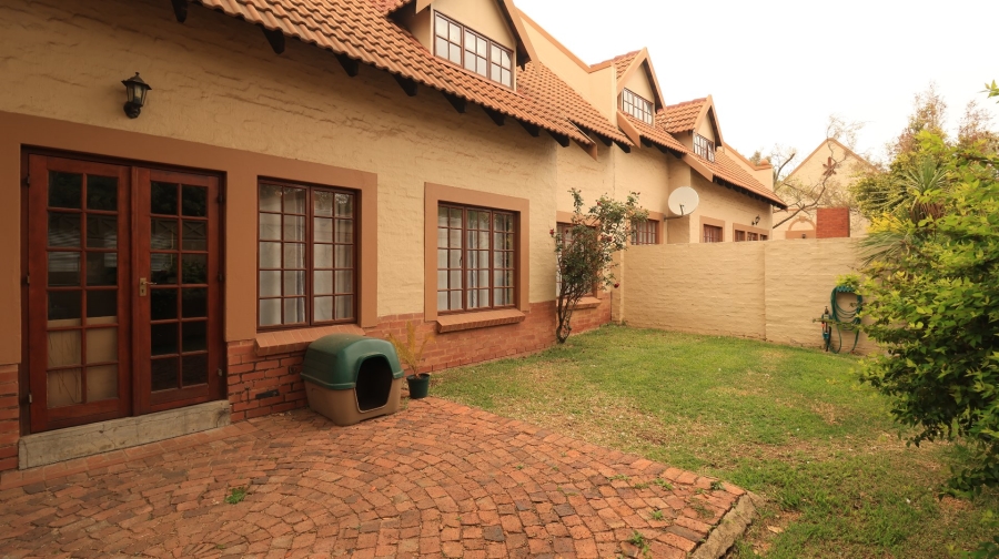 2 Bedroom Property for Sale in Equestria Gauteng